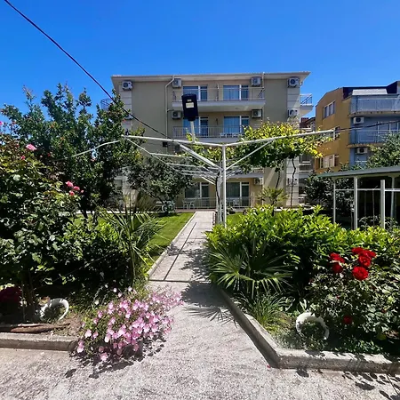 бербатови 2 Гостьовий будинок 3*