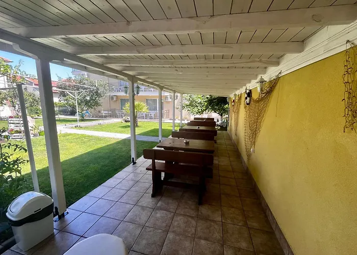 бербатови 2 Maison d'hôtes Ravda